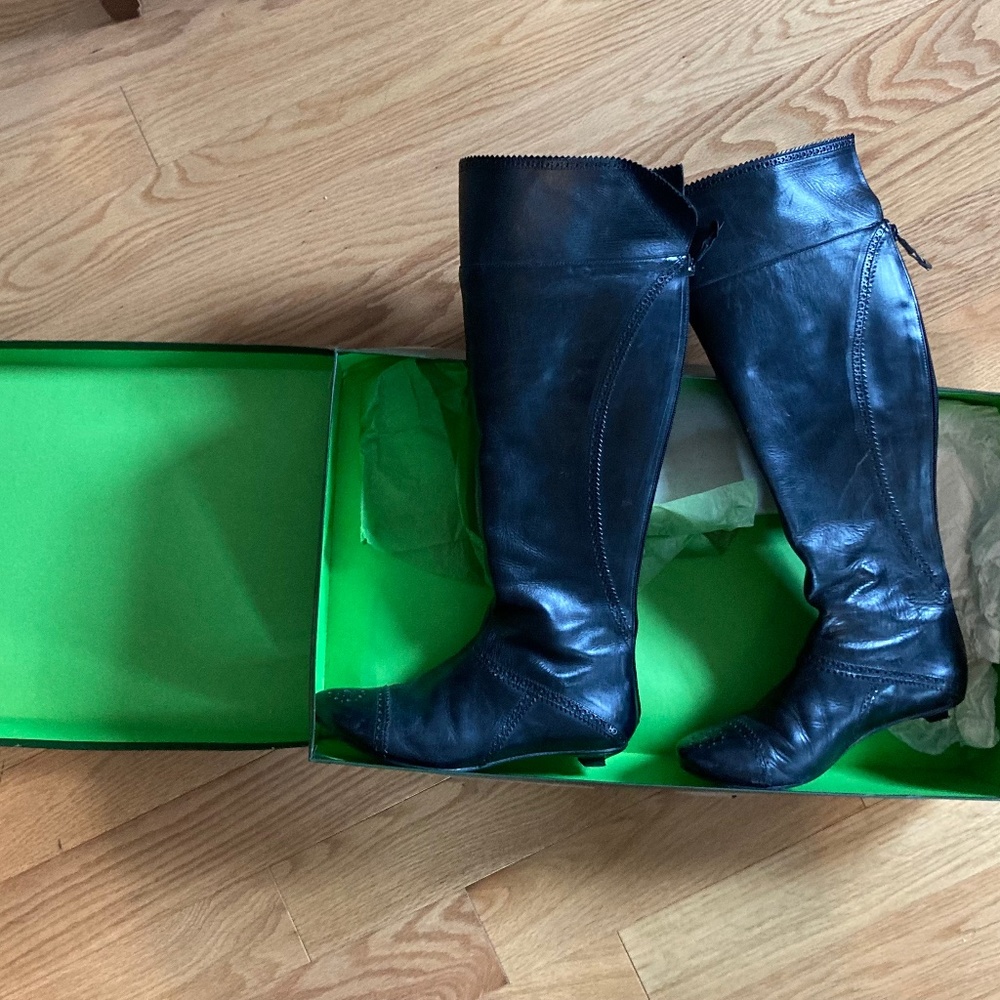 Marithe Francois Girbaud black boots as new.